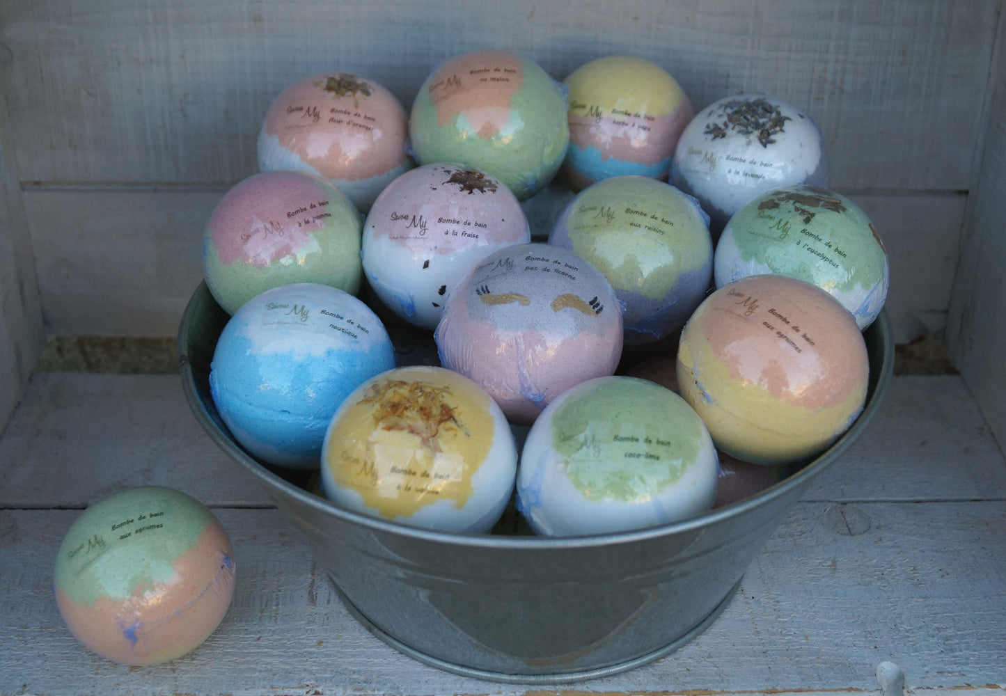 Bombe de bain imparfaite